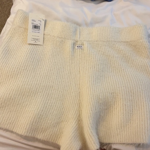 RVCA Other - RVCA cabin fever shorts, wool